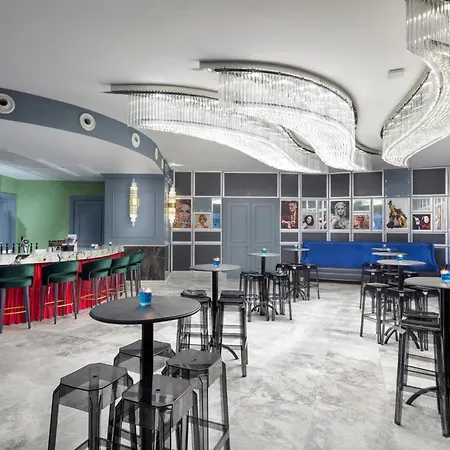 Granada Luxury Hotel