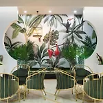 Granada Luxury 호텔