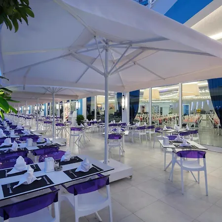 Granada Luxury Hotel 5*