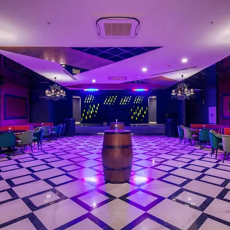 Granada Luxury 5* Avsallar