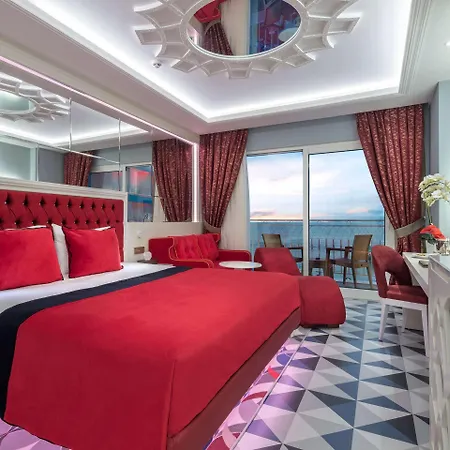 Granada Luxury Hotel