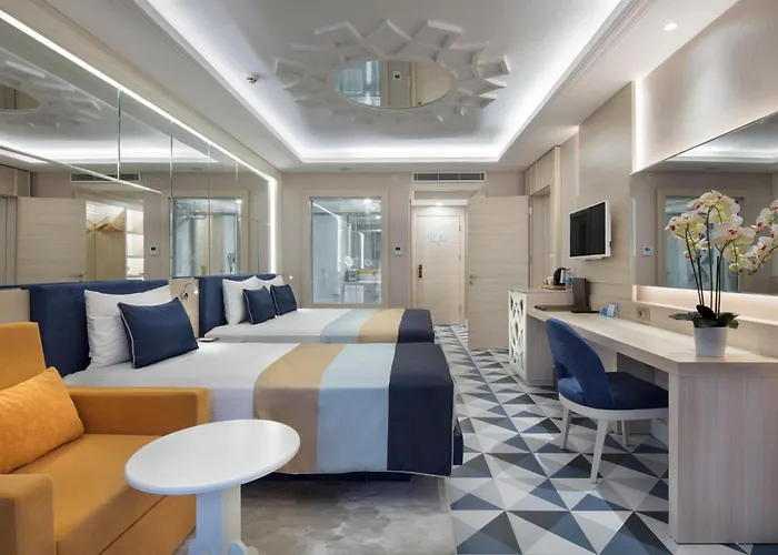 호텔 Granada Luxury 5*