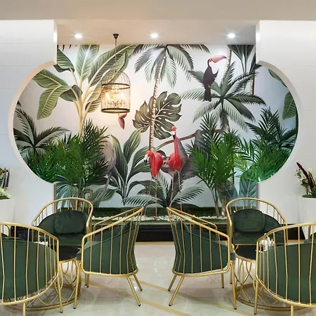 Granada Luxury Отель