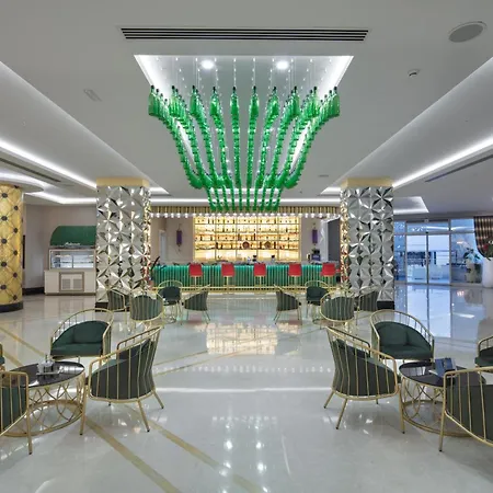 Отель Granada Luxury 5*