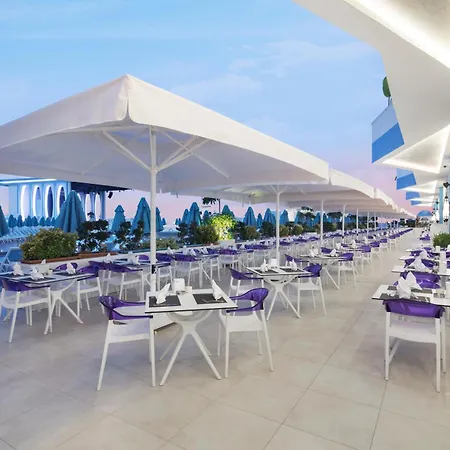 Отель Granada Luxury 5*
